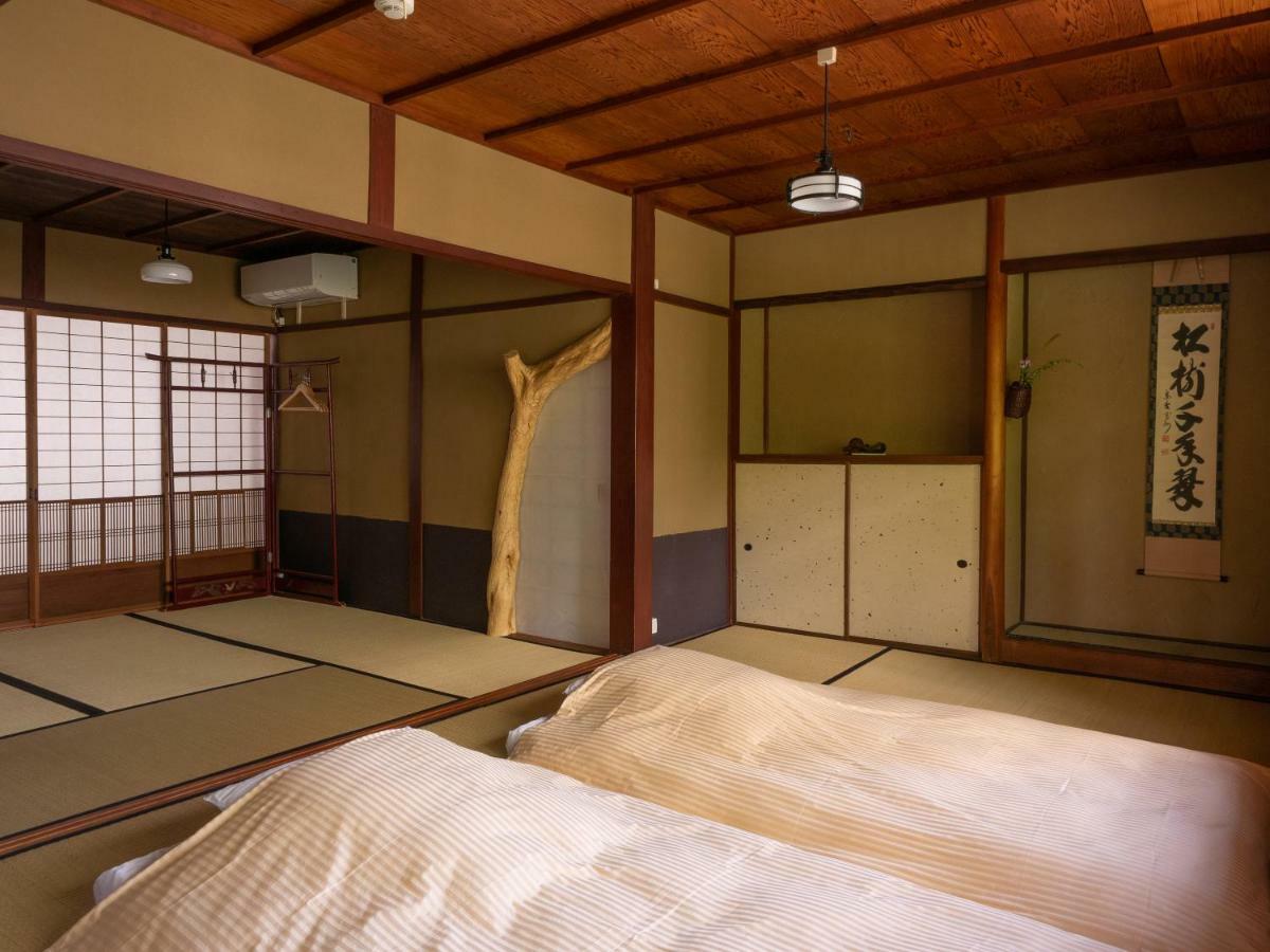 Kyoto Machiya Cottage Karigane Exteriör bild